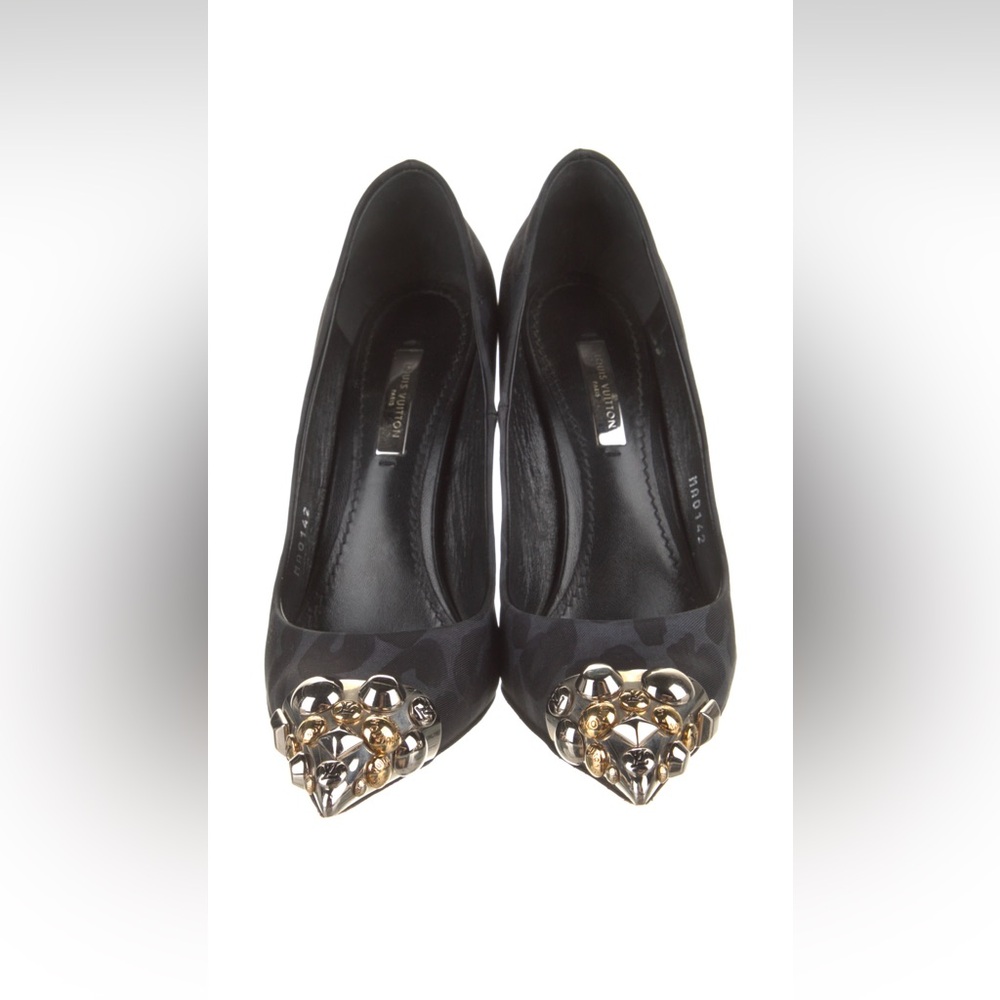 Louis Vuitton canvas animal print pumps size 6-36